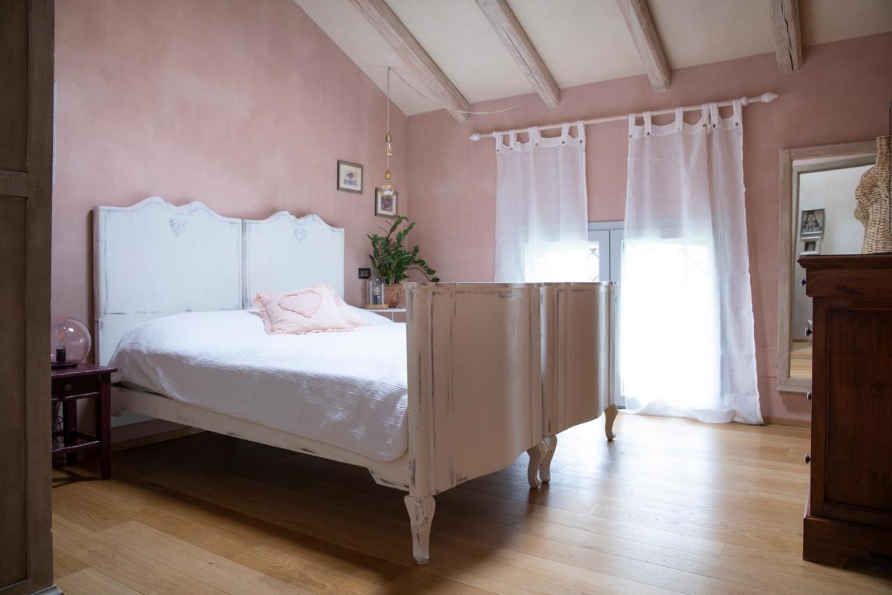 * * * * * Splendida Casa Di Campagna Καστενάζο Εξωτερικό φωτογραφία
